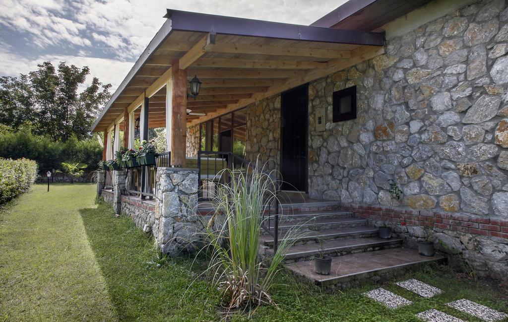 Sapanca Villa Pera Exterior photo